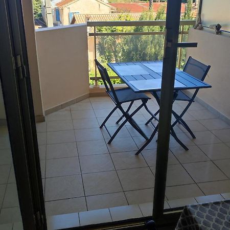 גולף-ז'ואן T2 Coquet Proche Plages, Port Et Centre Ville מראה חיצוני תמונה
